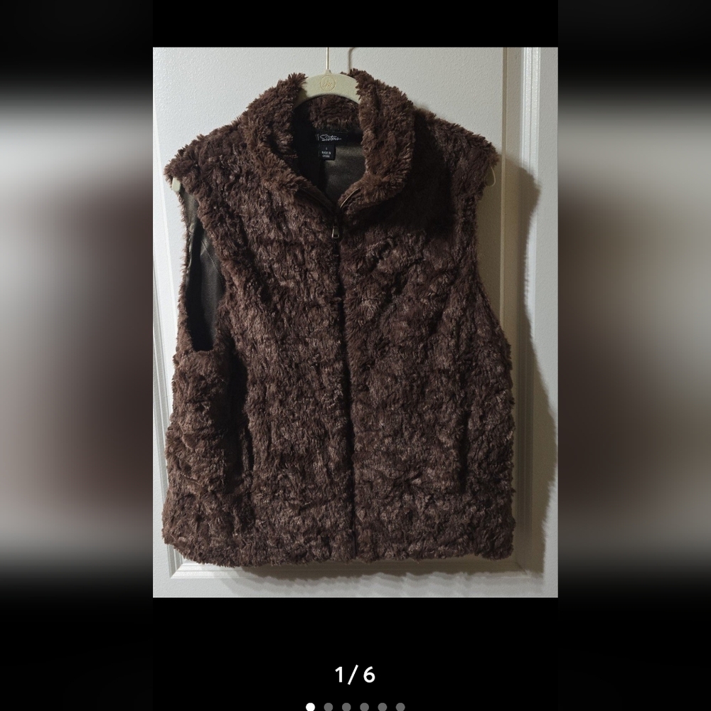 Two Sisters Womens Faux Fur Vest Large